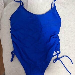 Fashion Nova One piece cheeky blue swim suit L/XL